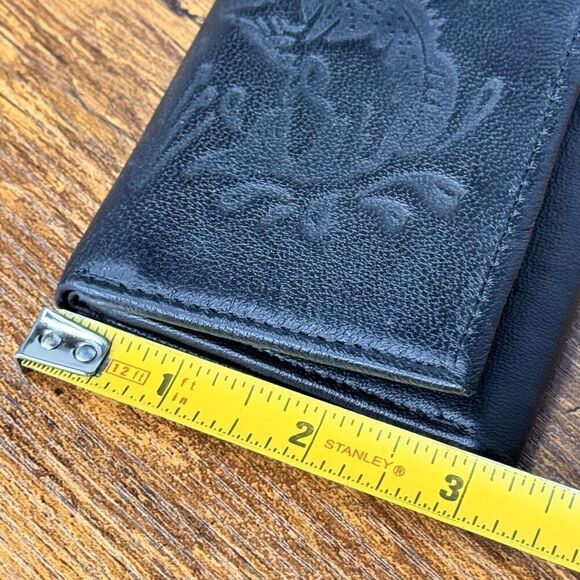 Trifold Genuine Leather Wallet with Embossed Bass Fish Print Black Small 4”x3” - Picture 7 of 8